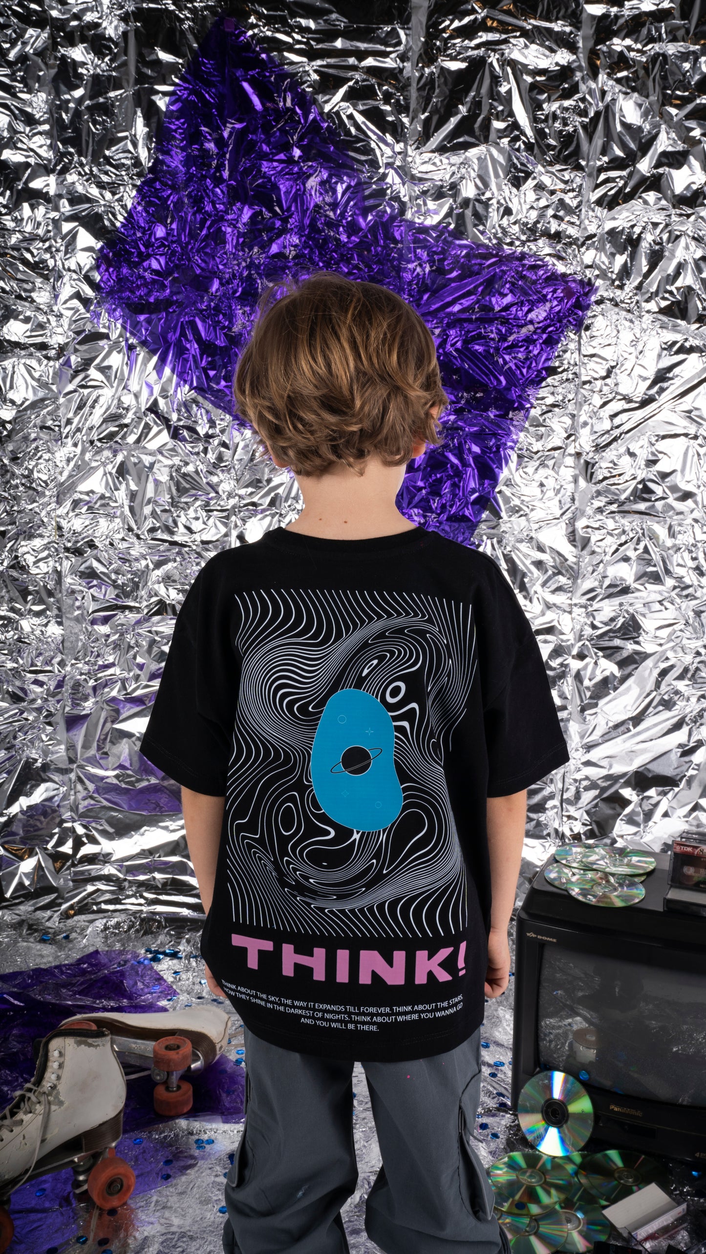 the T-Shirt to think (Black)